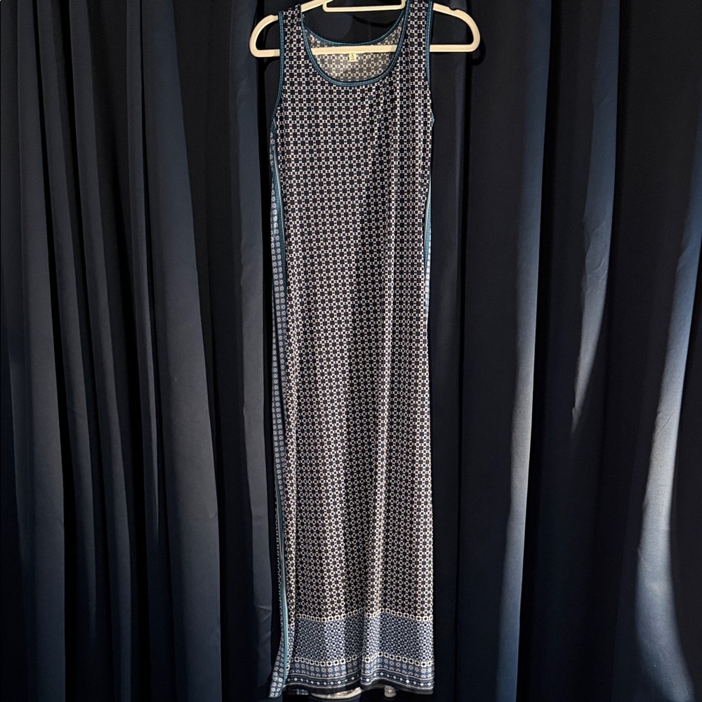 Sleeveless Navy Geometric Maxi Dress